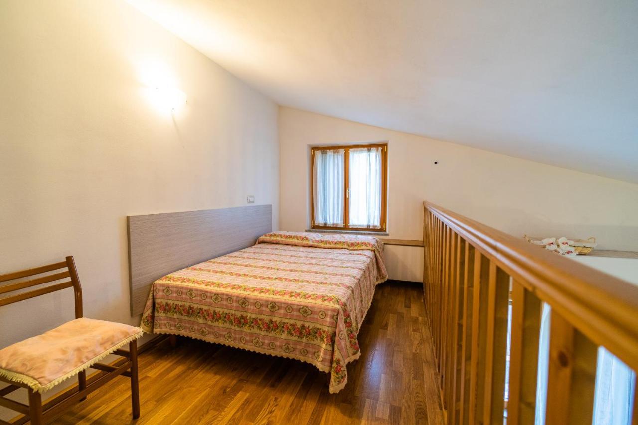 Casa Pepe - Goelba Apartment Pomonte Luaran gambar